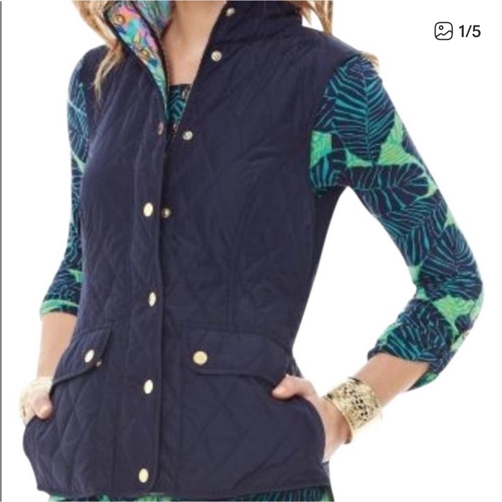 Lilly Pulitzer Navy Getaway Vest M